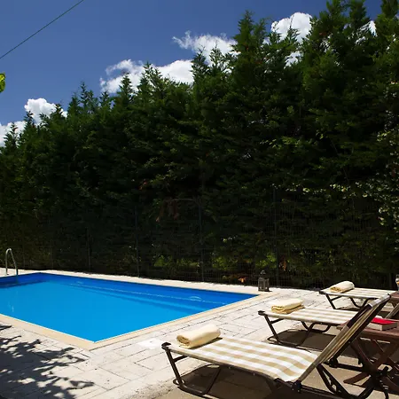 Anthemis Luxury Villa Kariótai
