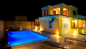 Anthemis Luxury Villa *